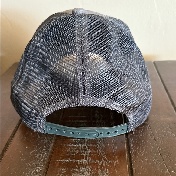 The North Face Gray Cap with Red Logo - Picture 2 of 4